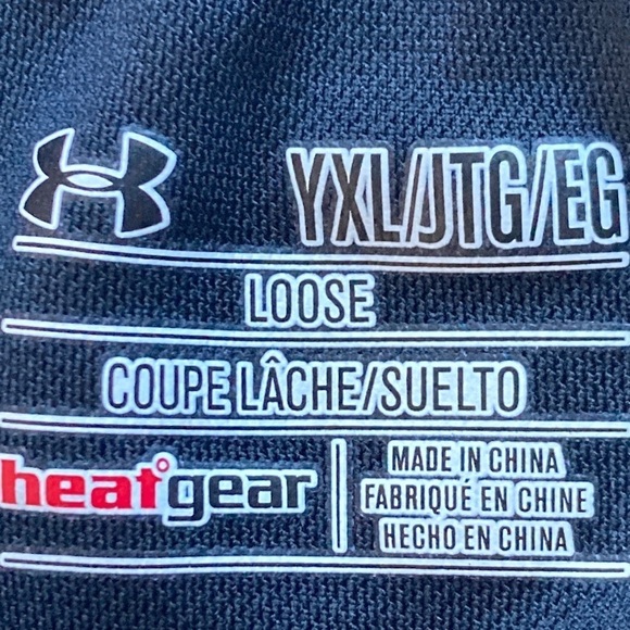 Under Armour Loose heatgear Sz YXL - Picture 6 of 6